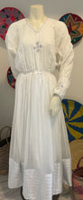 Load image into Gallery viewer, Traditional Habesha Dress with White Tilet
